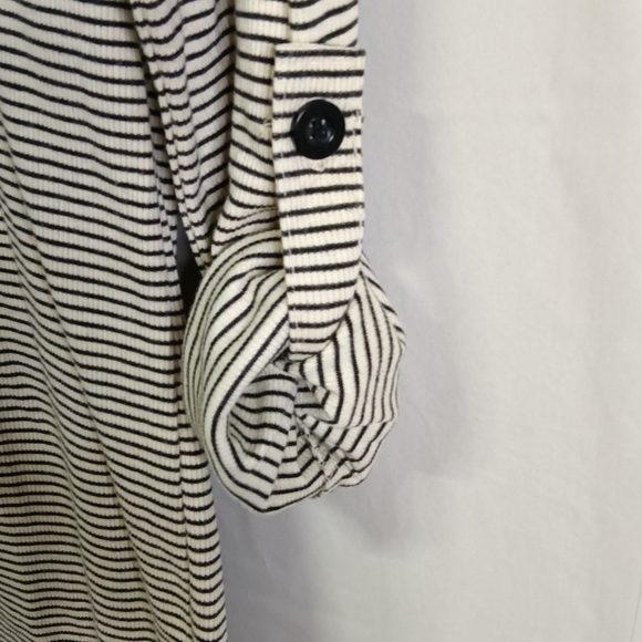 No Boundaries Striped Black and White Knit Pullover Tunic 2XL - Picture 3 of 8